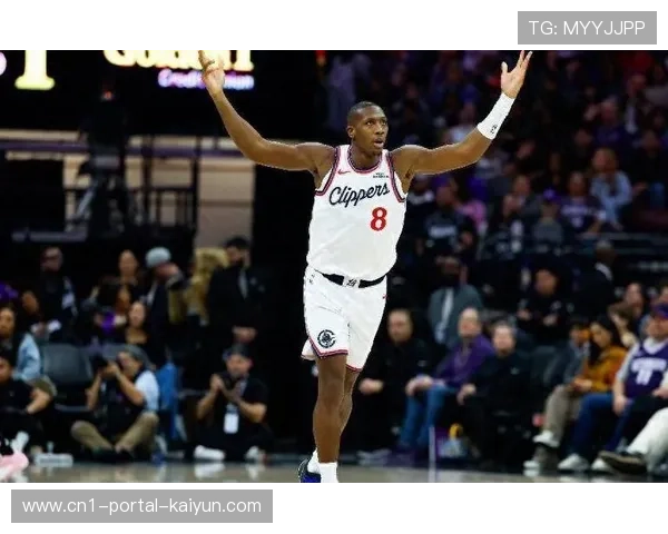 加兰复出后状态低迷，12分5失误快船持球点仍存隐患